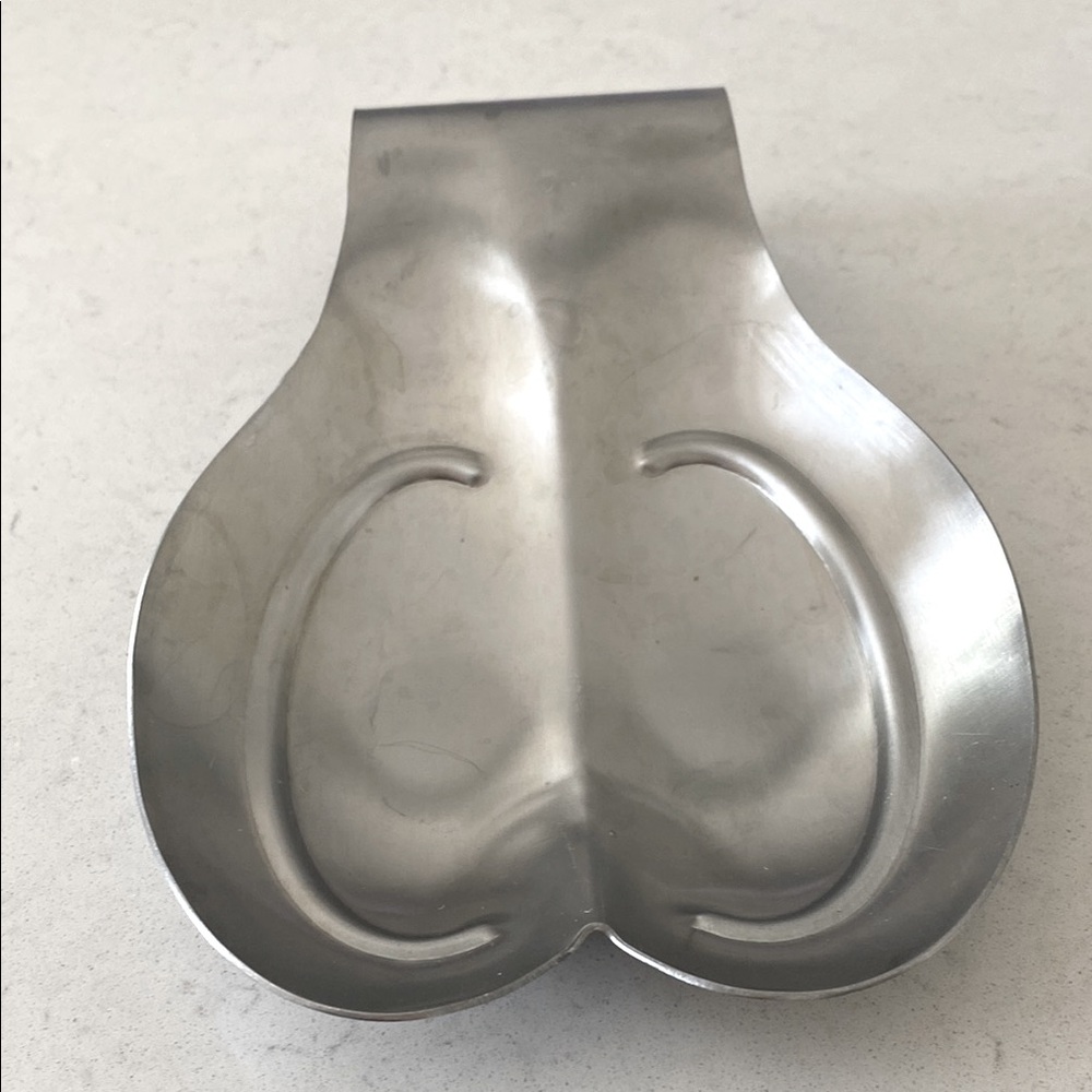Silver Metal Cake Pan